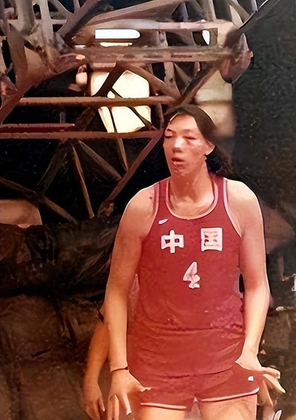 世界杯直播-原来她早已去世，身高2米08，多次为国夺冠，24岁就退役终生未婚